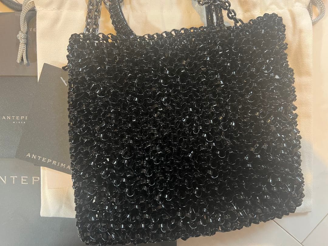 アンテプリマ　ミニアトゥーラ　エナメルブラック