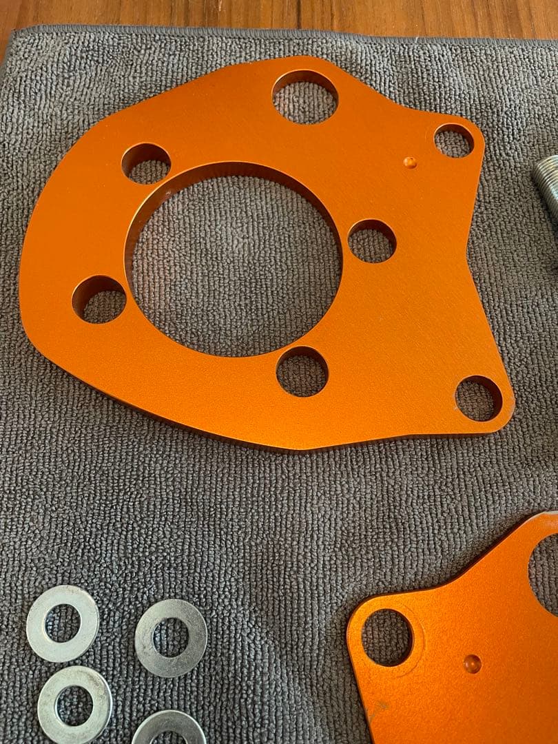 【美品】プリウスα ベストスタイル　キャンバープレート3度