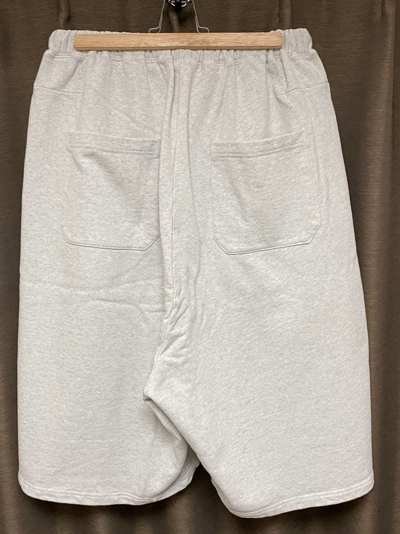 ANCELLM 3/4 TUCK SWEAT SHORTS グレー