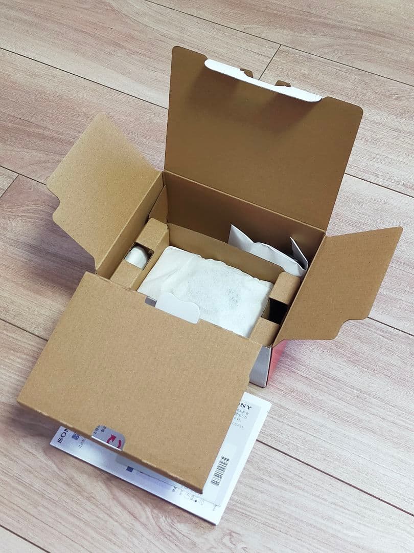 【新品未使用】SONY ZV-1F デジタルカメラ ホワイト