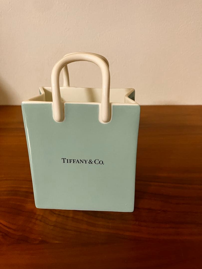 Tiffany & Co. ショッピングバッグ型花器