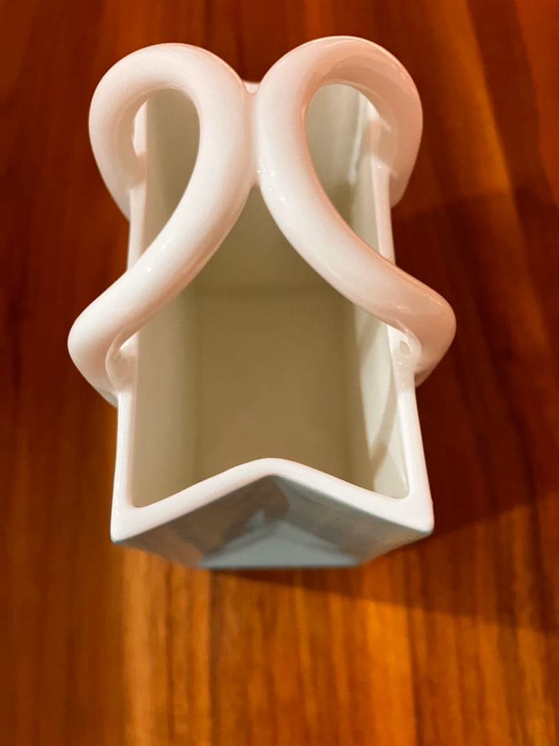 Tiffany & Co. ショッピングバッグ型花器