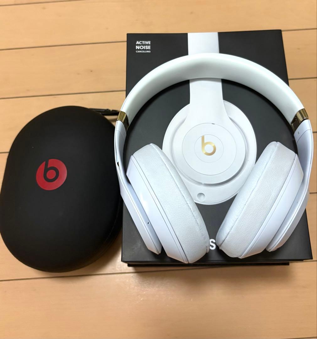 Beats Studio3 ワイヤレスヘッドフォン ホワイト