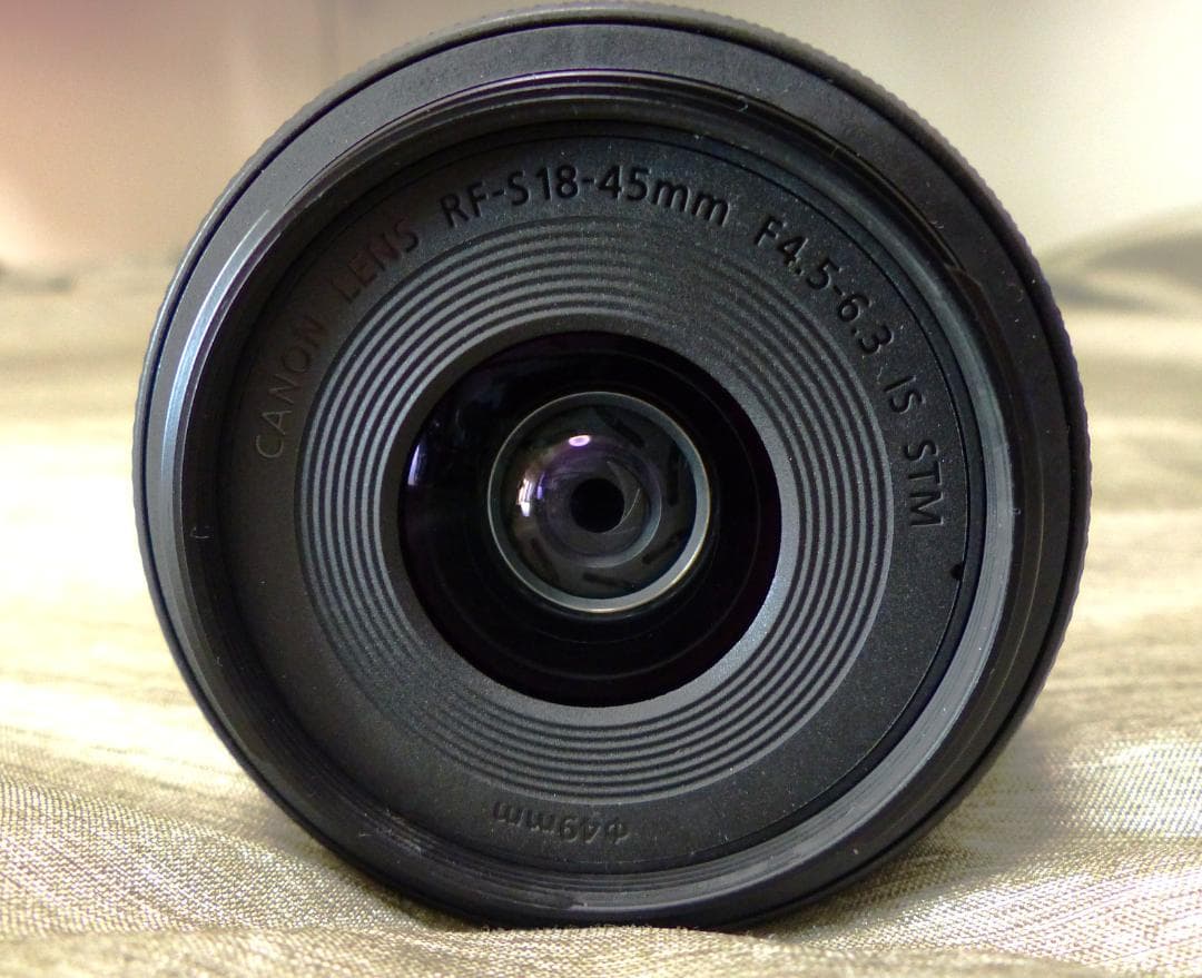 【美品】Canon EOS R100 RF-S 18-45mmキット お買い得品