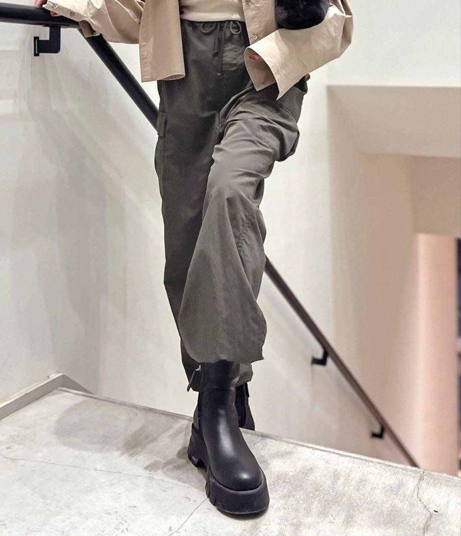 アパルトモン　アメリカーナ　カーゴパンツ　シャカパン