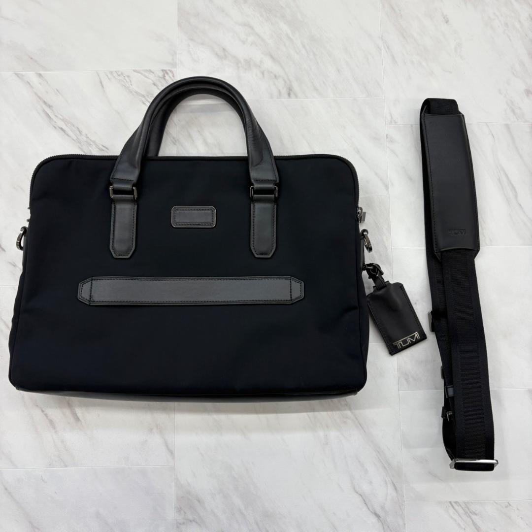 TUMI ビジネスバッグ Harrison シカモア スリム 極美品