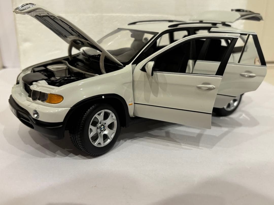 BAE  X5 E53 ミニカー 京商 ディーラー別注 1/18
