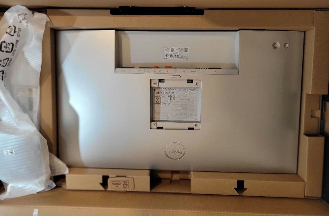 DELL U2723QE 27インチ 4K モニター