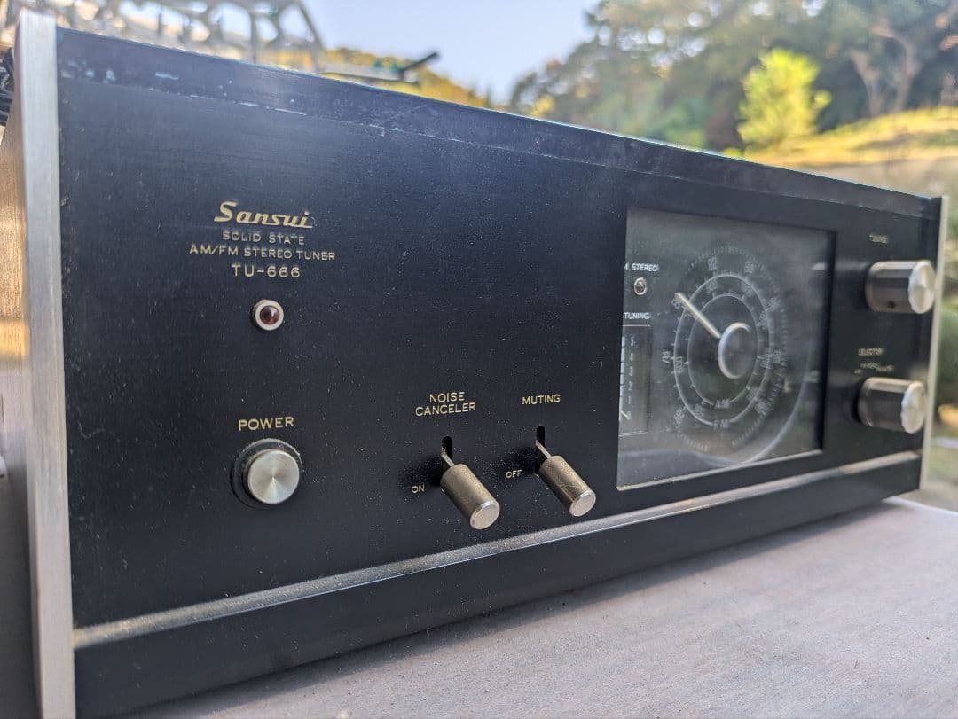 希少　Sansui TU-666 AM/FMステレオチューナー　通電確認済み