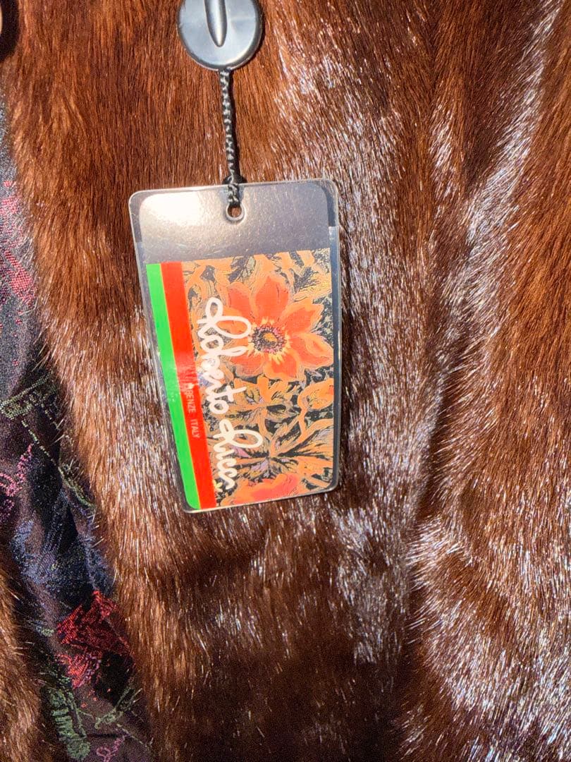 定価120万円・タグ付きのサガミンク（SAGA MINK ）