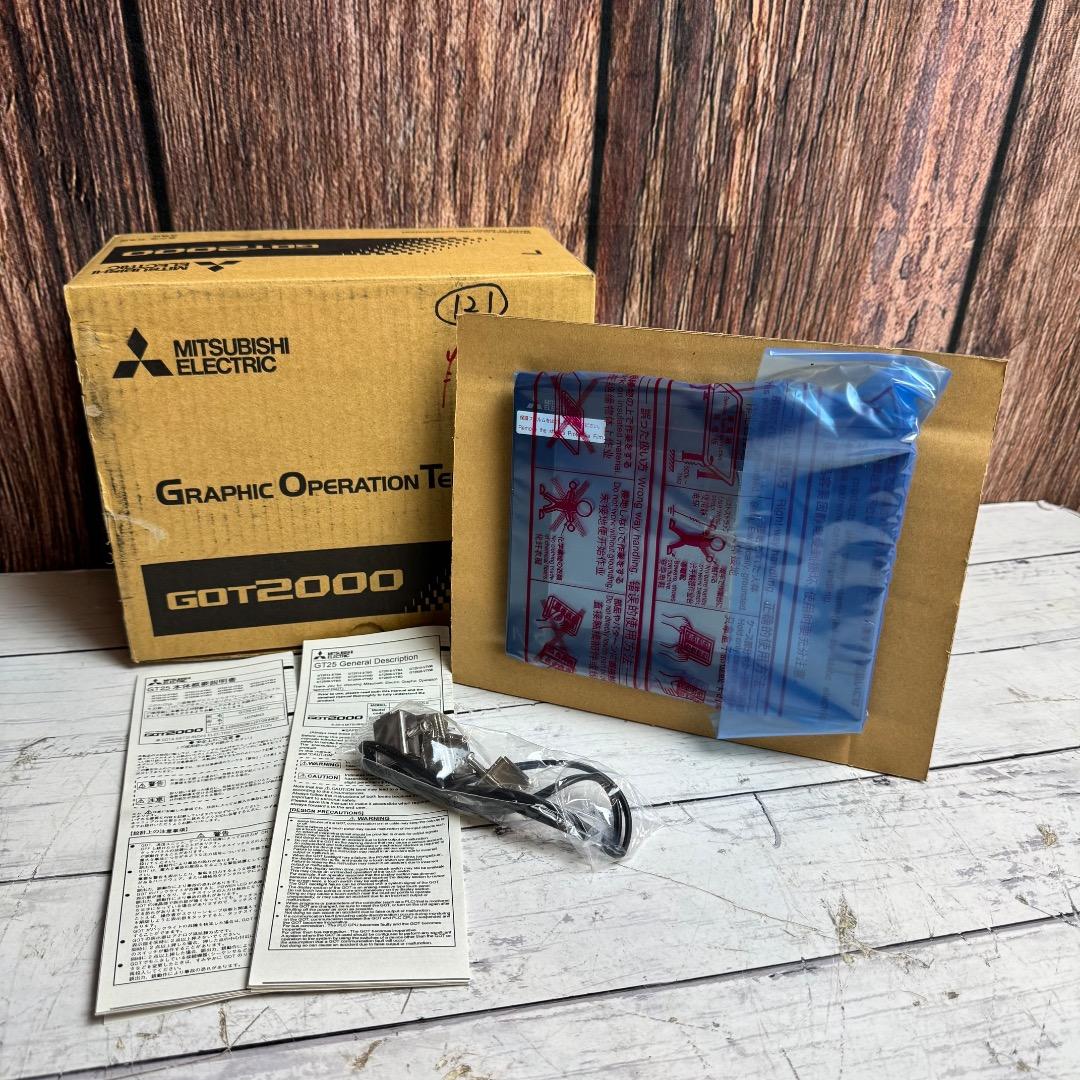 新品 三菱電機製 GT2505-VTBD グラフィックオペレーションターミナル