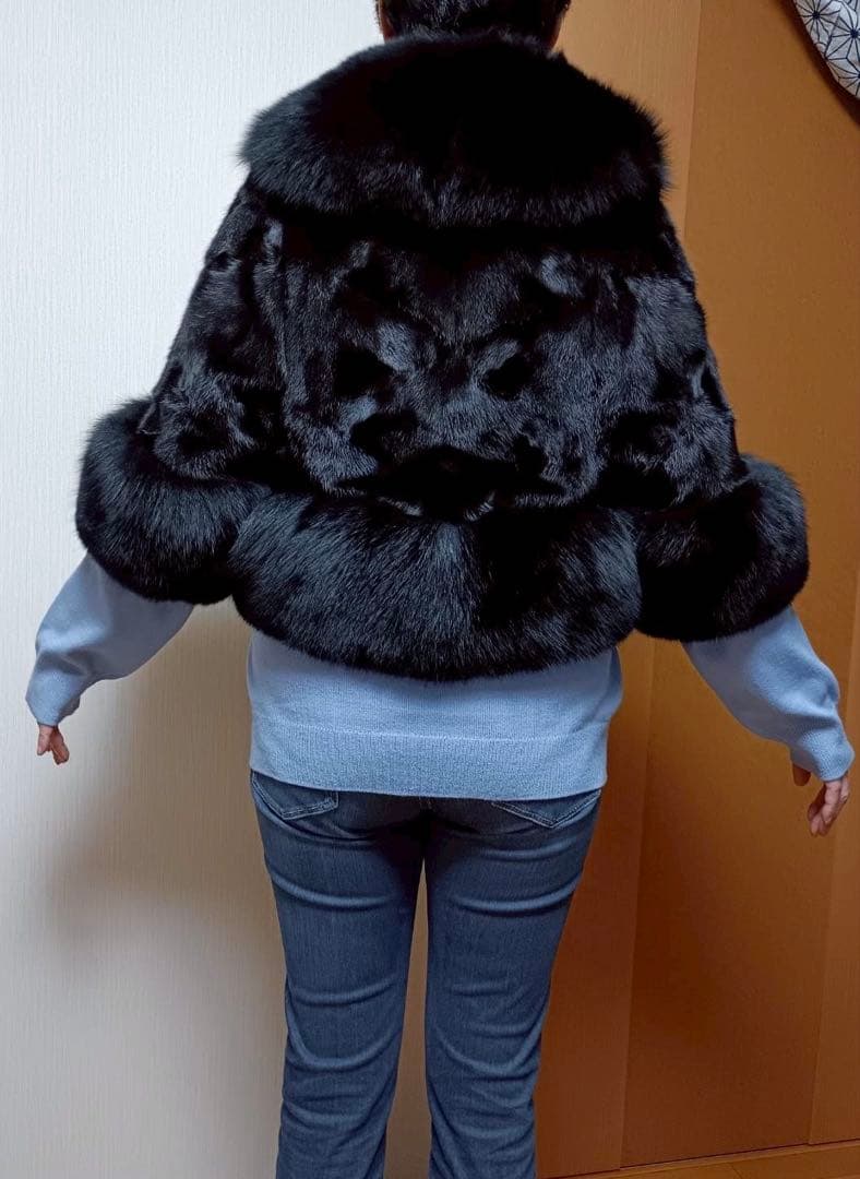 ブラックファーポンチョ