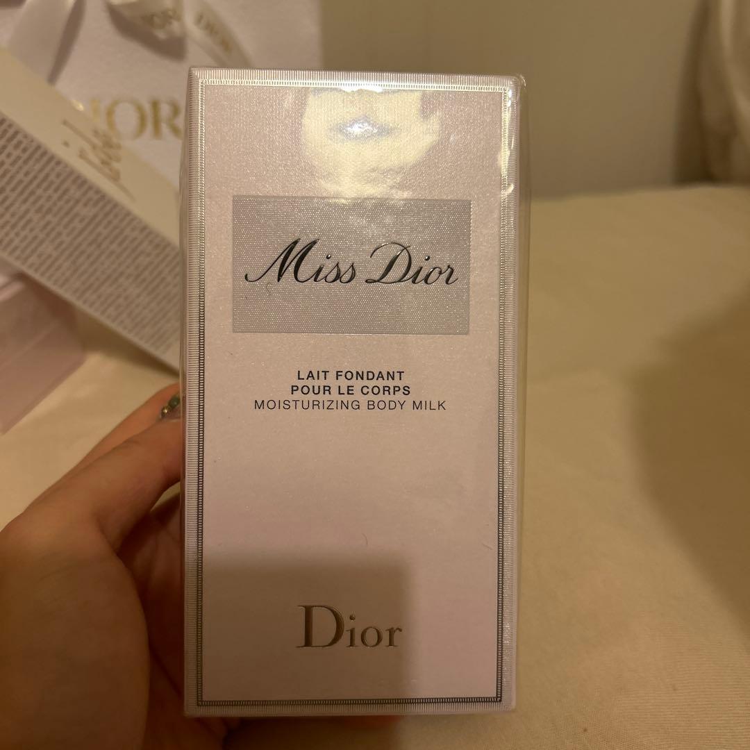 【新品ラッピング有り】Miss Dior ボディミルク 200mL ギフト
