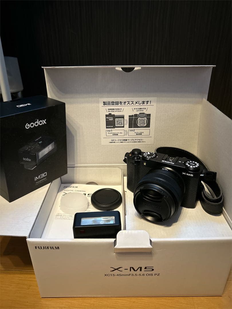 美品！【FUJIFILM XM5】レンズセット　本体BLACK フラッシュ付き