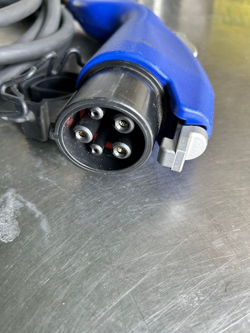 プリウスPHV 充電ケーブル　中古　動作品