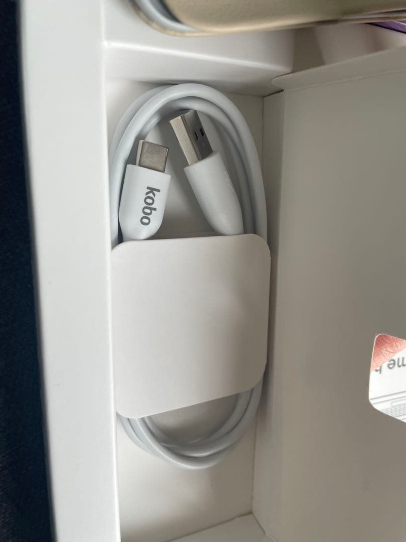 Kobo Libra Colour（ホワイト）本体 + スタイラス + カバー