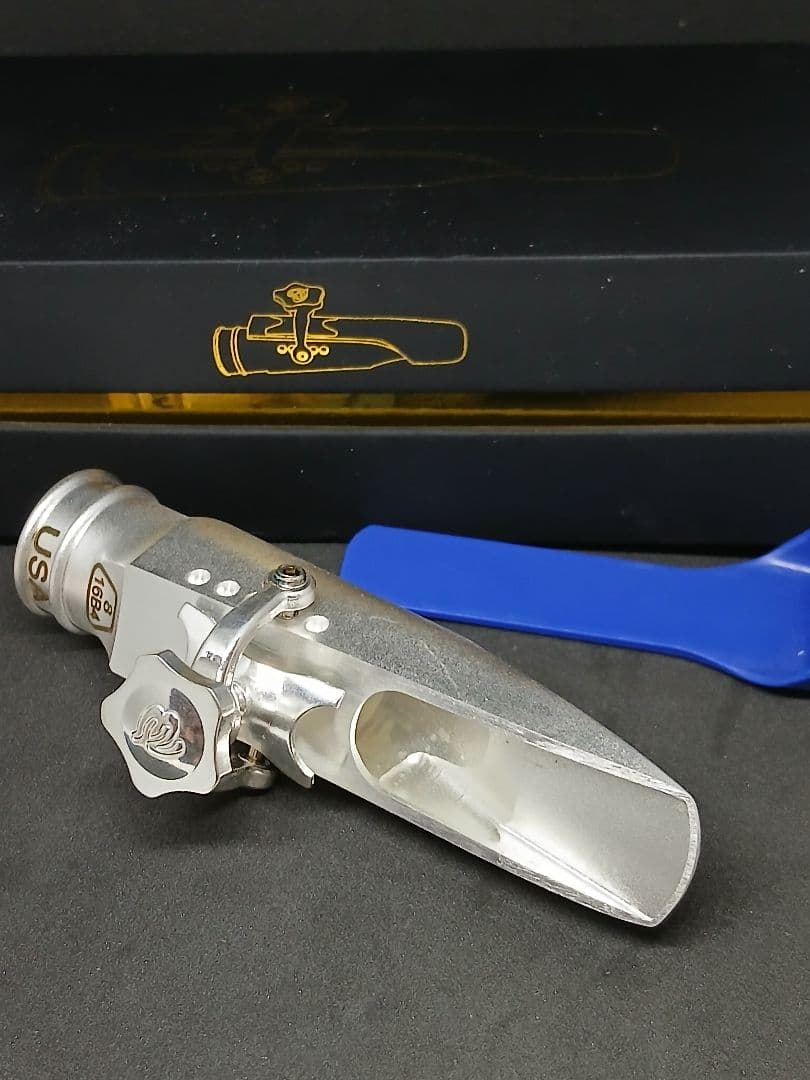 テナーサックス マウスピース メタル 銀メッキ　品質良レプリカ品 8 6番相当