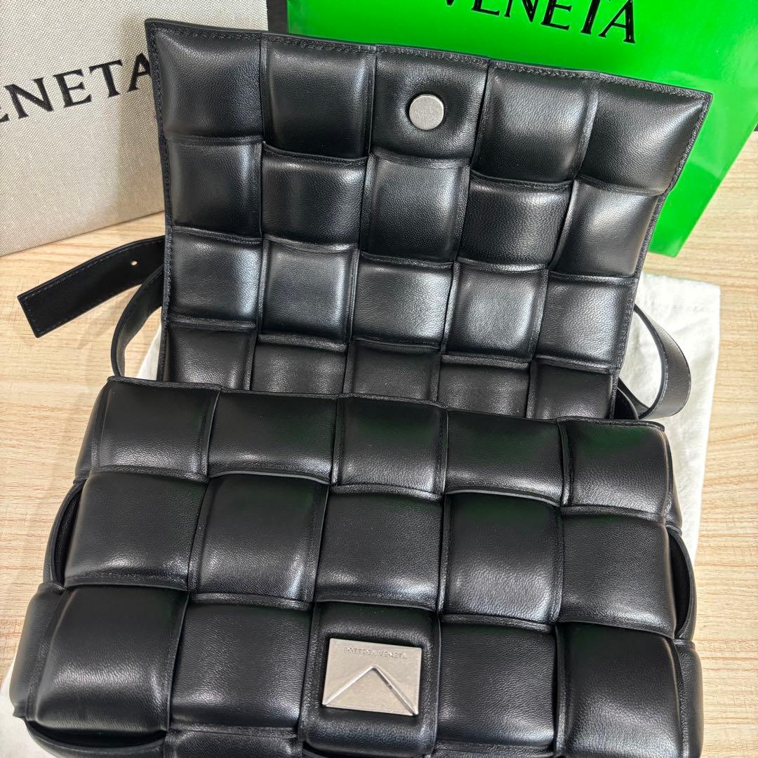 BOTTEGA VENETA/ボッテガ/ショルダーバッグ/パデッド/カセット