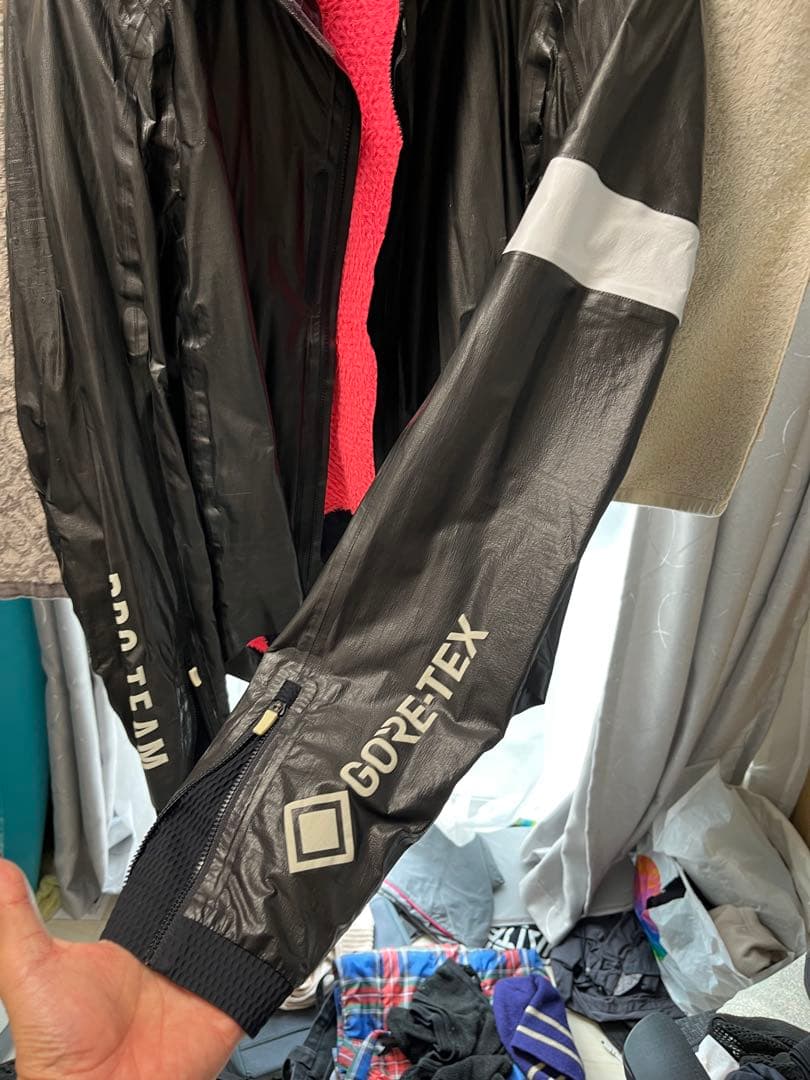 GORE-TEX RAPHA プロチーム インサレーティッドジャケット 黒　L