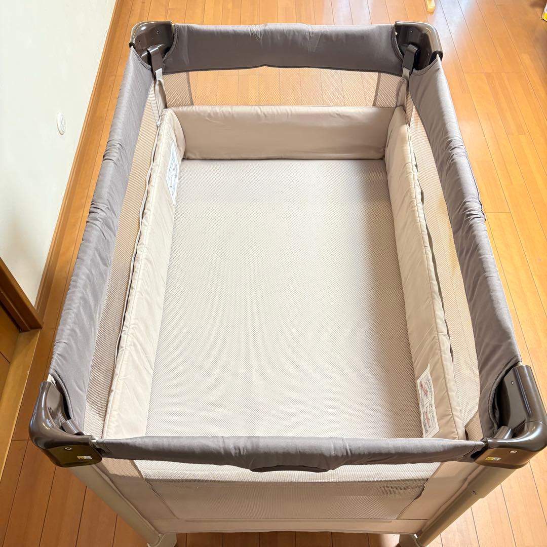 【付属品完備・匿名配送】Aprica アップリカ ココネルエアー ベビーベッド