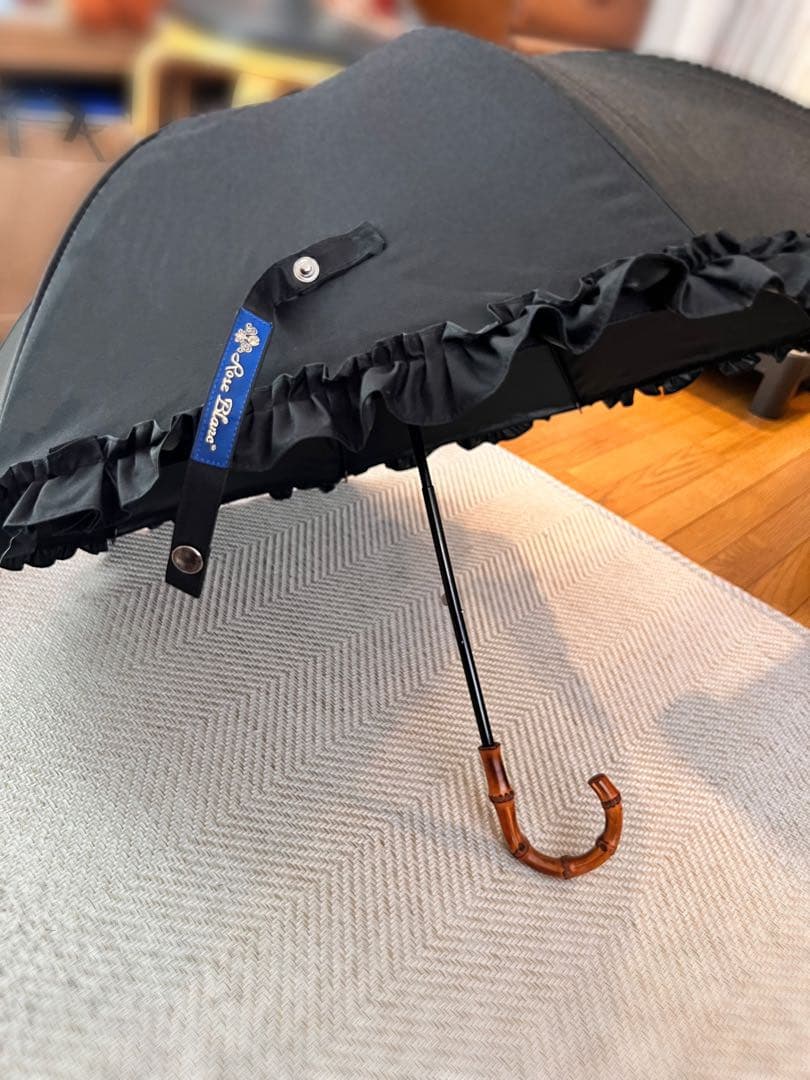 ロサブラン2段折りフリルブラック 長傘 晴雨兼用
