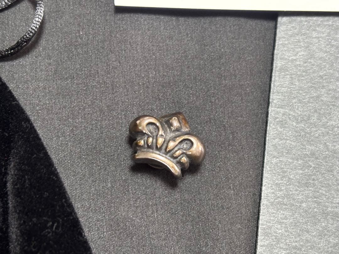 ガボラトリー　クラウン　ピンズ　ホールディングス製