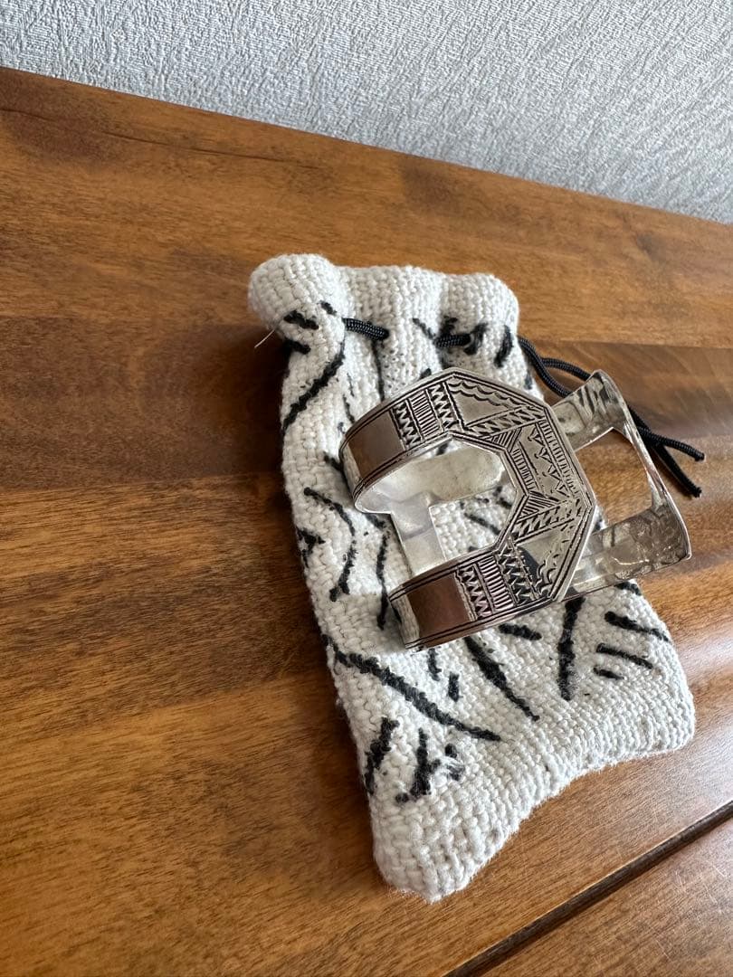 Adawat'n Tuareg アダワットゥン トゥアレグ バングル Ｈ型