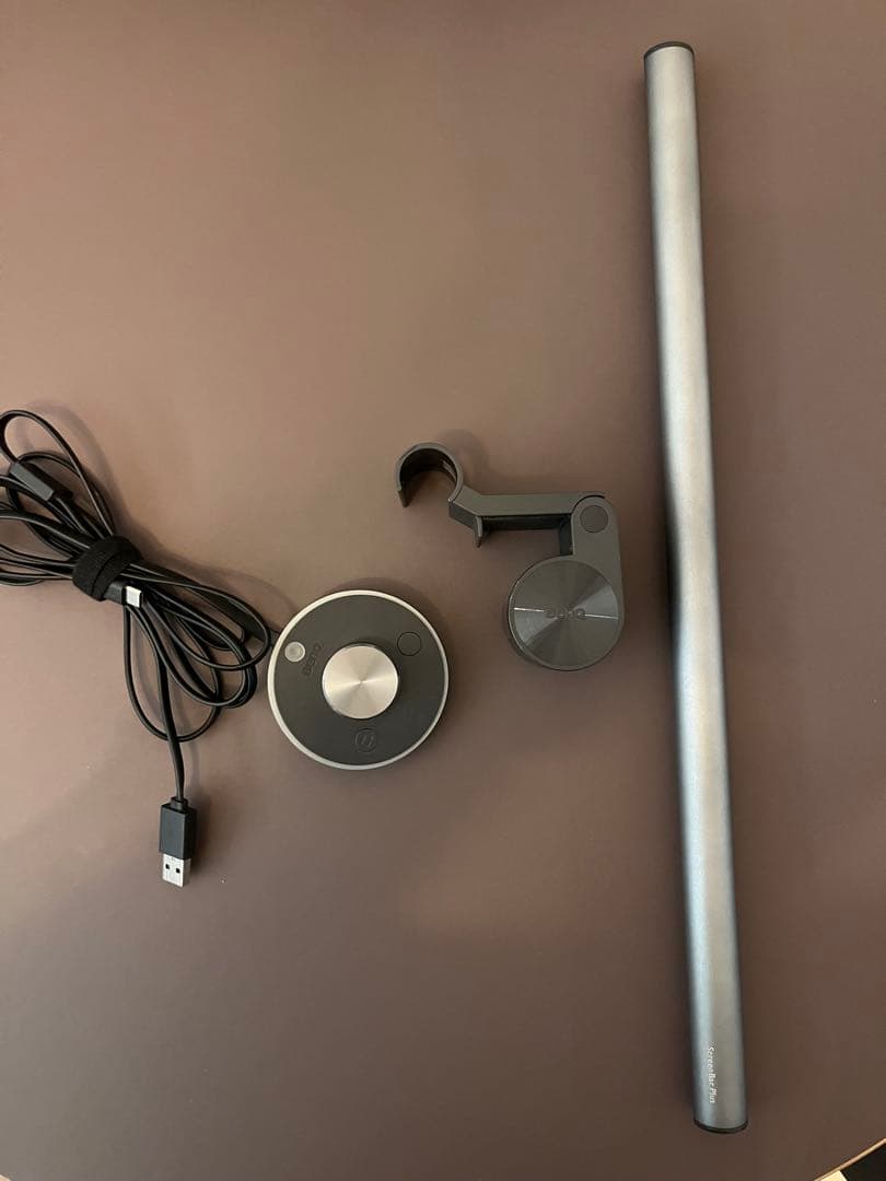 BenQ ScreenBar Plus モニター掛け式ライトスクリーンバー