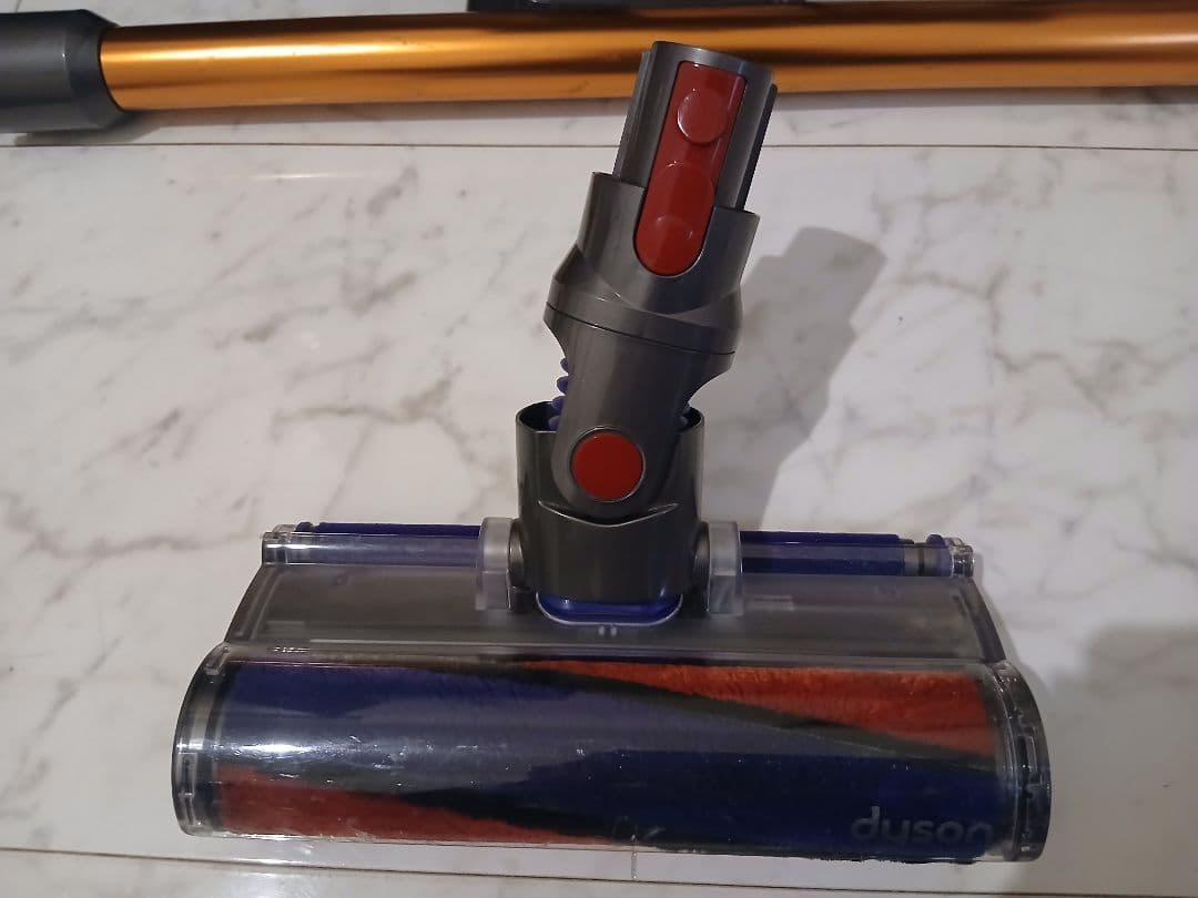 Dyson V10 SV12 本体＋ソフトローラーヘッド 付属品多数