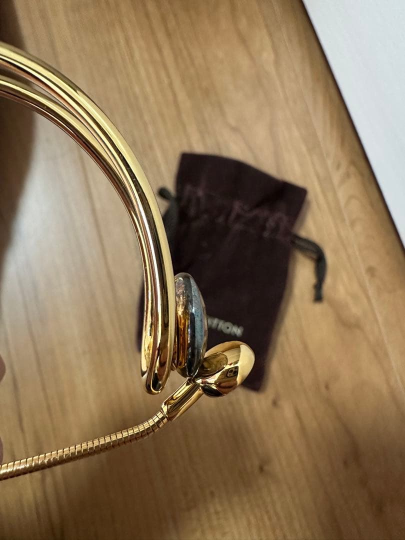 LOUIS VUITTON ゴールドバングル