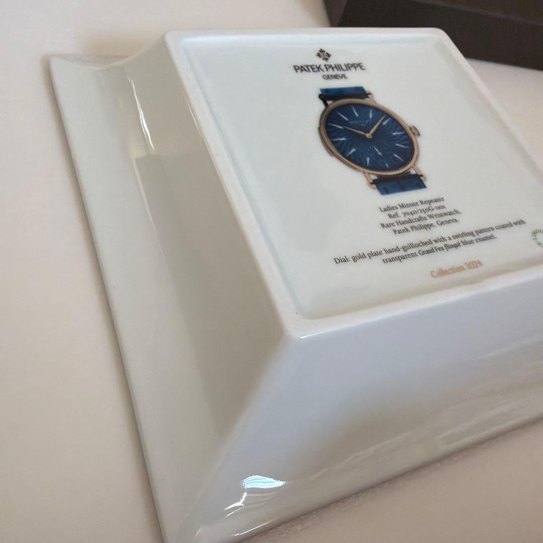 PATEK PHILIPPE プレート