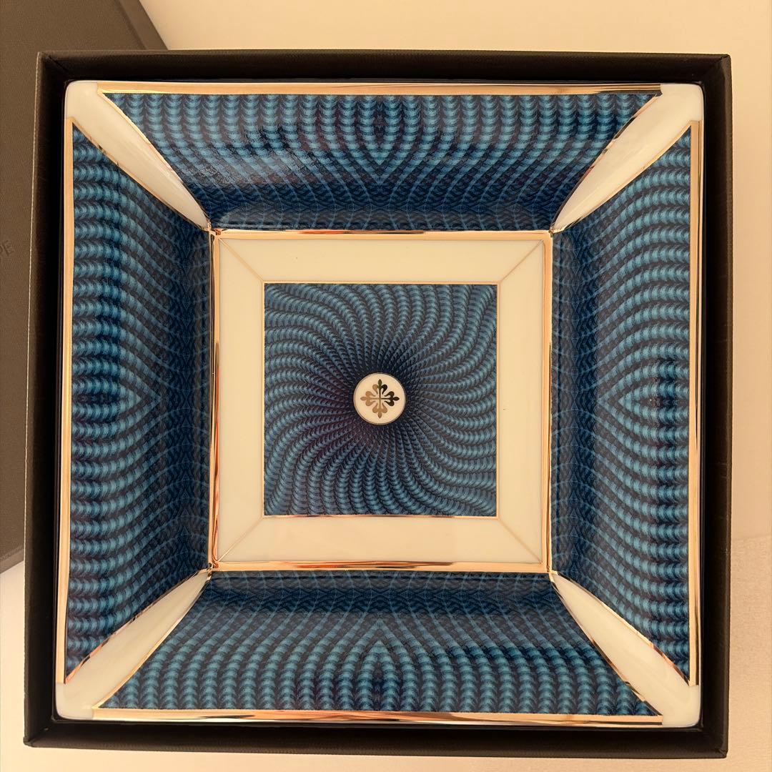 PATEK PHILIPPE プレート