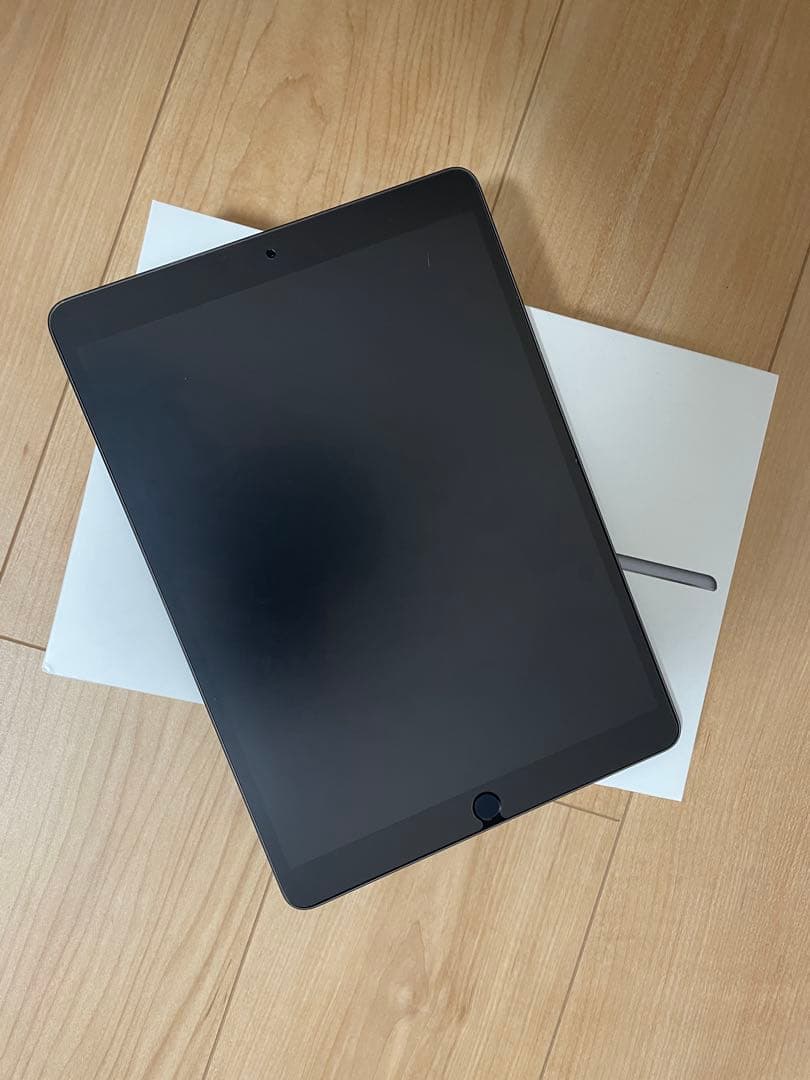 【美品】iPad Air 3世代 64GB