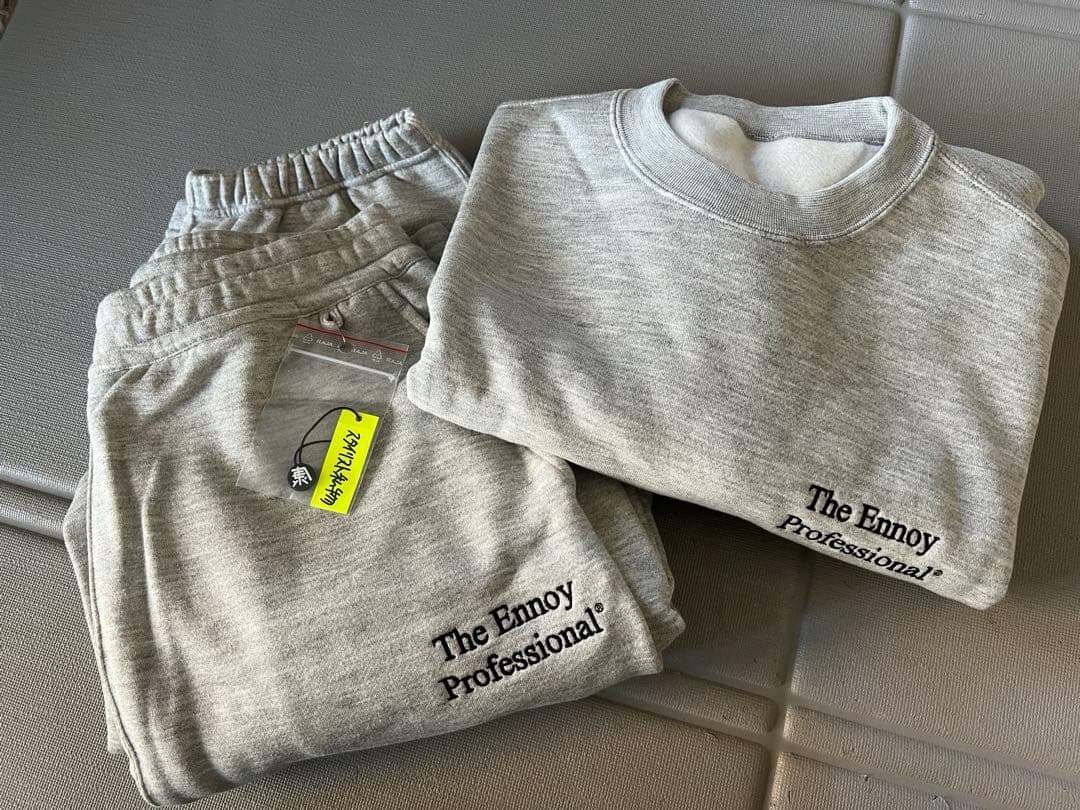 エンノイ プロフェッショナル クルースウェット セットアップ グレー　新品未使用