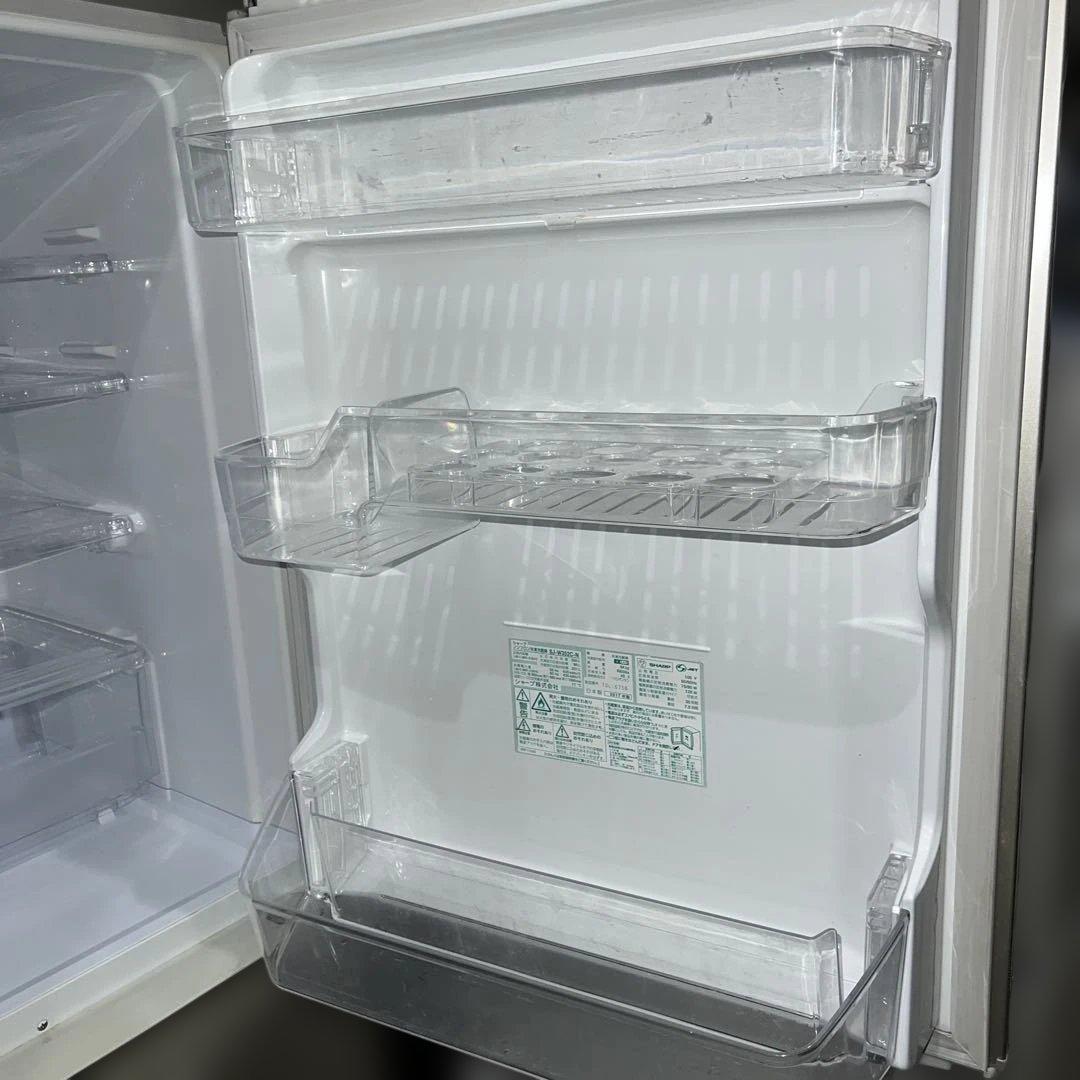 ⭐︎まだまだバリバリ動作品/SHARP/左右両開き/どっちもドア/送料設置無料！
