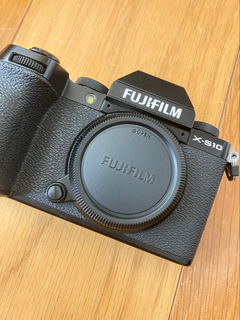 FUJIFILM X-S10 本体