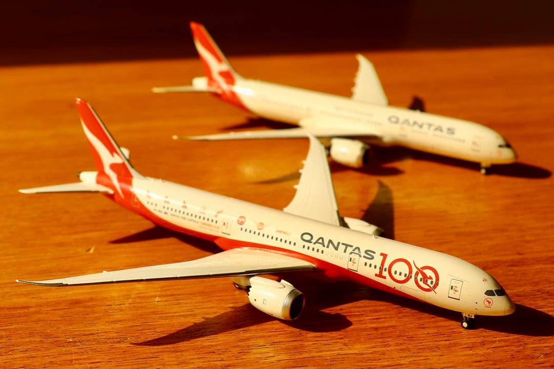 仲*介様 NG models カンタス航空 ボーイング787-9 100周年記念