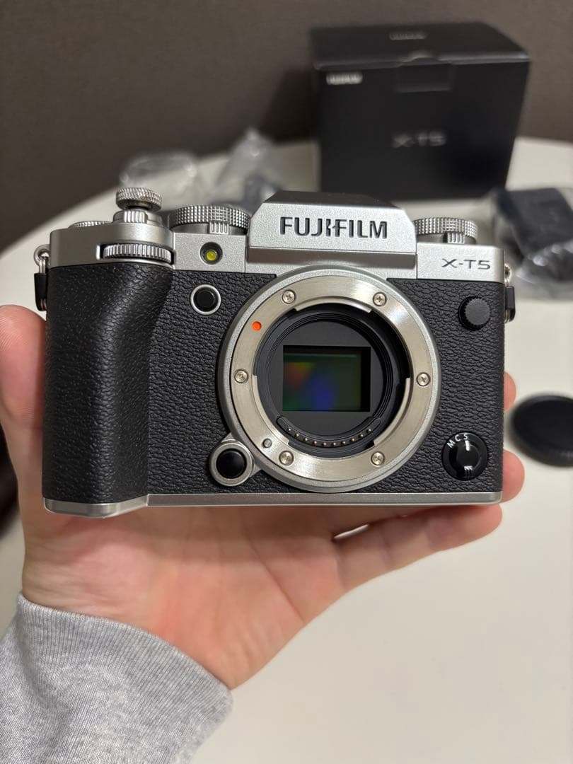 【美品】 FUJIFILM X-T5