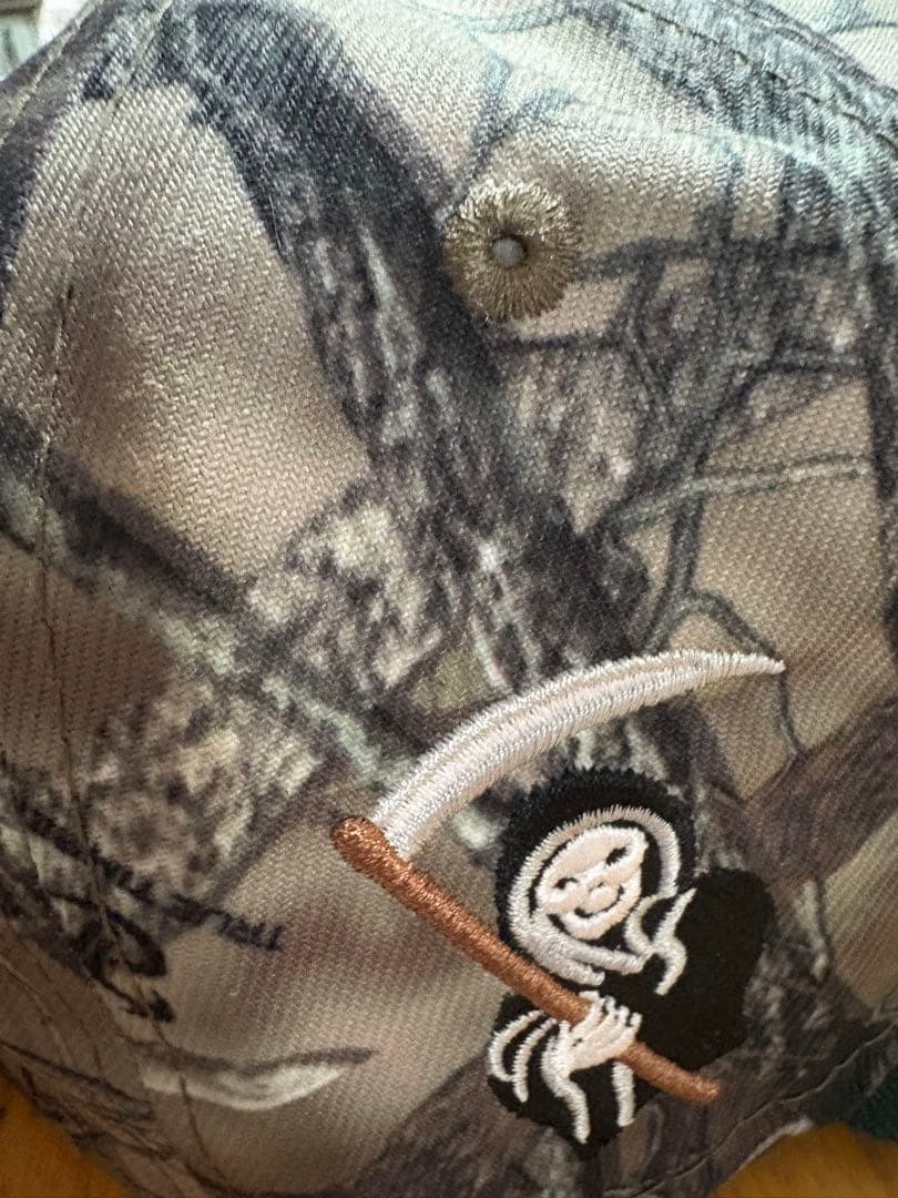 supreme迷彩キャップNEWERA 7 3/4