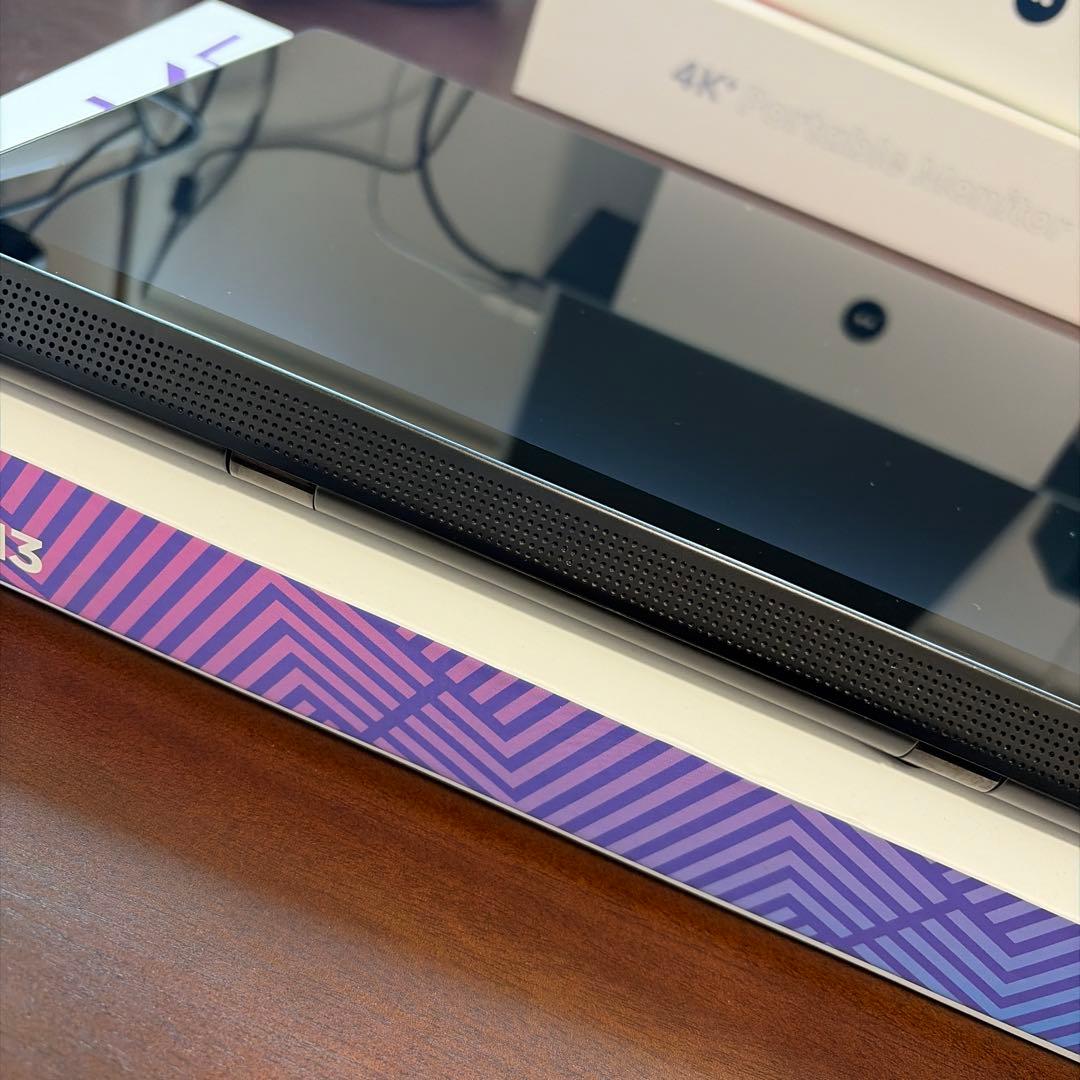 Lenovo Yoga Tab 13タブレット　モバイルモニター機能あり