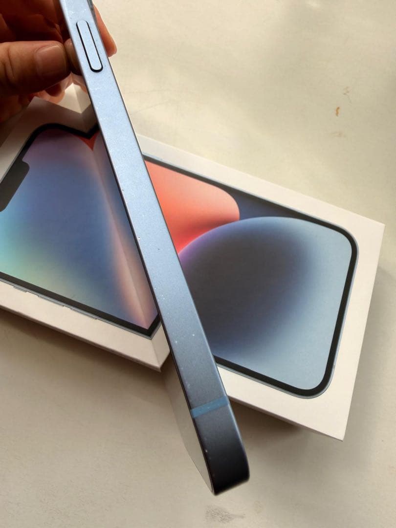 Apple iPhone 14 ブルー 本体 充電ケーブル付き