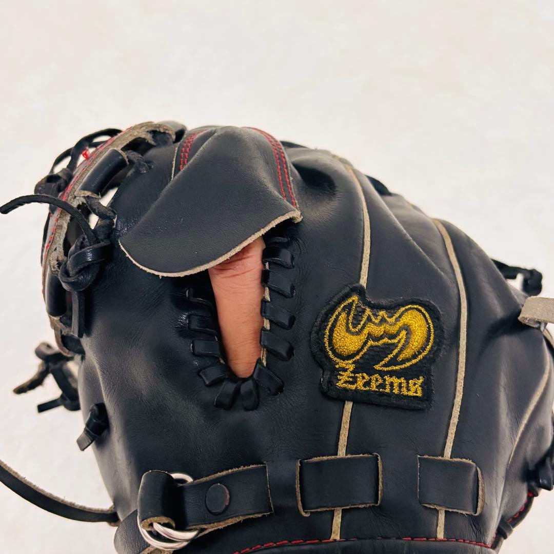 グローブ　投手用　硬式　Zeems 左用　左利き