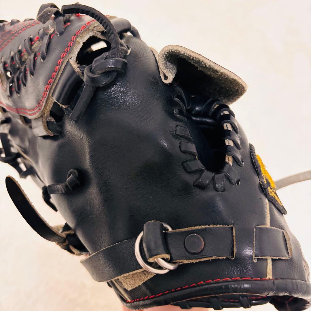 グローブ　投手用　硬式　Zeems 左用　左利き