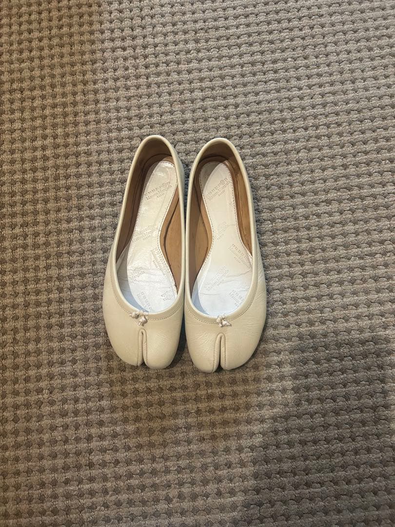 メゾンマルジェラ　タビ　バレエシューズ