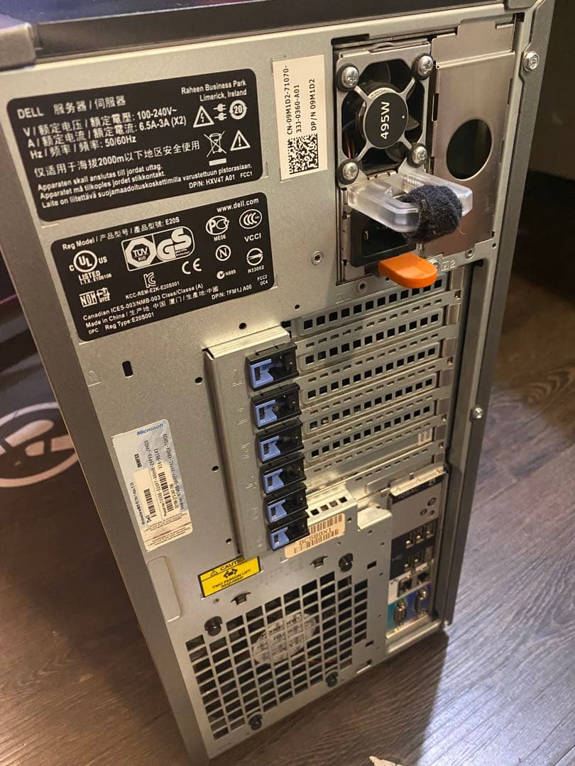 DELL PowerEdge T320 Xeon　OSあり