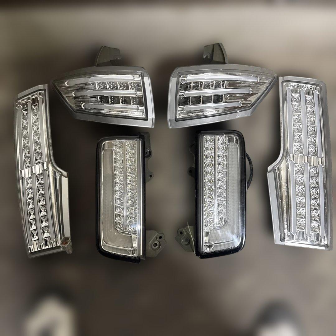 ヴァレンティー　エルグランドRider e52 LEDテールランプ セット