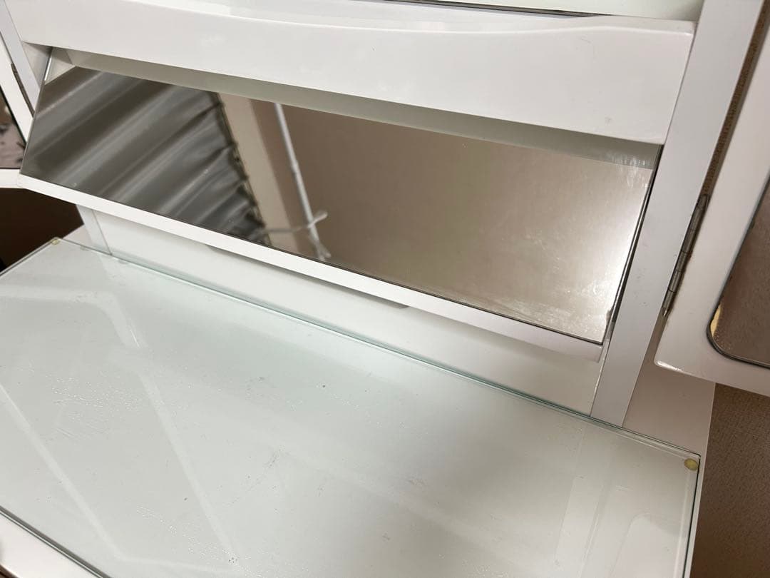 ニトリ　三面鏡ドレッサー　「コンセントなし」