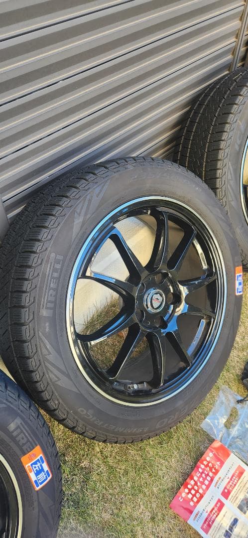 アルファード30系 スタッドレス4本 18インチ7.5J