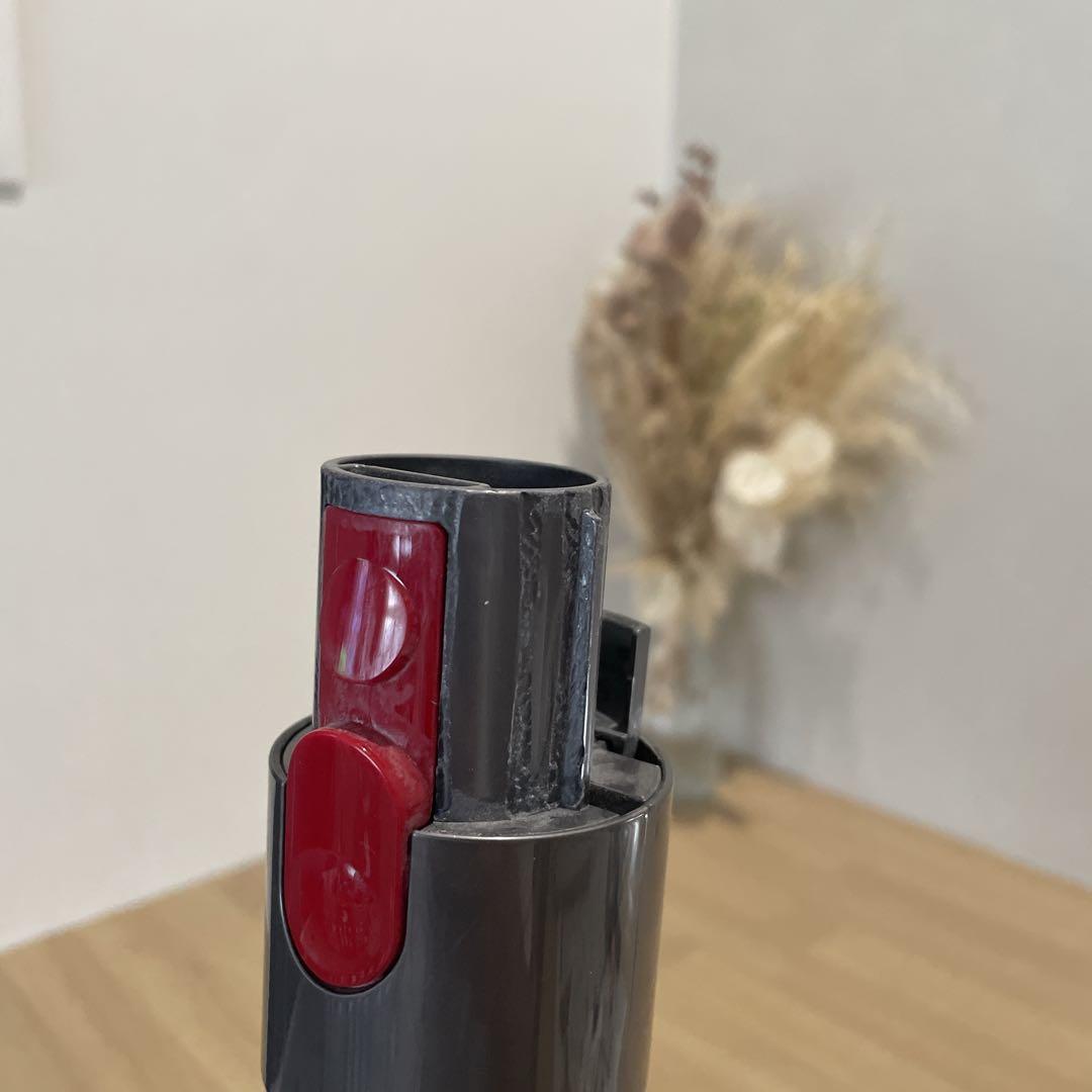 Dyson V11 Fluffy+ SV14 コードレスクリーナー　本体