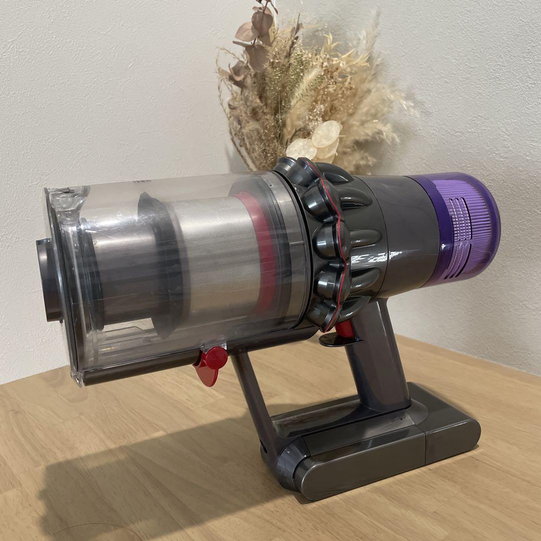 Dyson V11 Fluffy+ SV14 コードレスクリーナー　本体